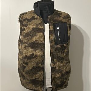 Champion Men's Brown Camo Fleece Vest size large